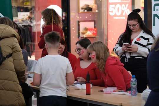 Chełm. 33. Finał Wielkiej Orkiestry Świątecznej Pomocy przed Galerią Chełm [ZDJĘCIA]