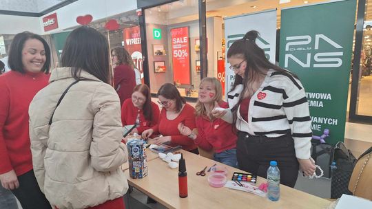 Chełm. 33. Finał Wielkiej Orkiestry Świątecznej Pomocy przed Galerią Chełm [ZDJĘCIA]