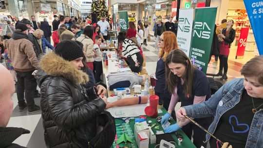 Chełm. 33. Finał Wielkiej Orkiestry Świątecznej Pomocy przed Galerią Chełm [ZDJĘCIA]