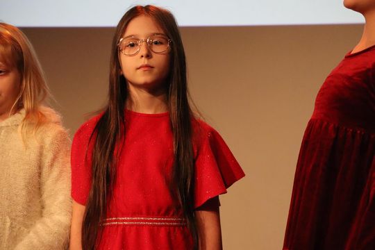 Gm. Ruda-Huta. Wyjątkowy Koncert Kolęd i Pastorałek w Hucie Kultury [GALERIA ZDJĘĆ]