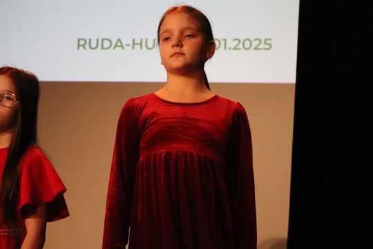 Gm. Ruda-Huta. Wyjątkowy Koncert Kolęd i Pastorałek w Hucie Kultury [GALERIA ZDJĘĆ]