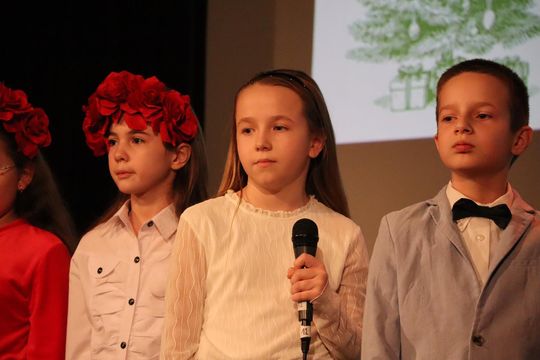 Gm. Ruda-Huta. Wyjątkowy Koncert Kolęd i Pastorałek w Hucie Kultury [GALERIA ZDJĘĆ]