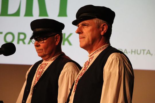 Gm. Ruda-Huta. Wyjątkowy Koncert Kolęd i Pastorałek w Hucie Kultury [GALERIA ZDJĘĆ]