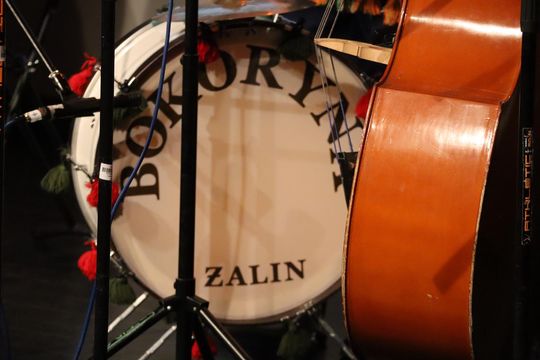 Gm. Ruda-Huta. Wyjątkowy Koncert Kolęd i Pastorałek w Hucie Kultury [GALERIA ZDJĘĆ]