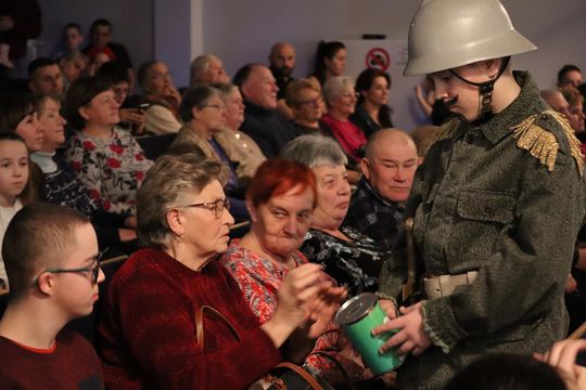 Gm. Ruda-Huta. Wyjątkowy Koncert Kolęd i Pastorałek w Hucie Kultury [GALERIA ZDJĘĆ]