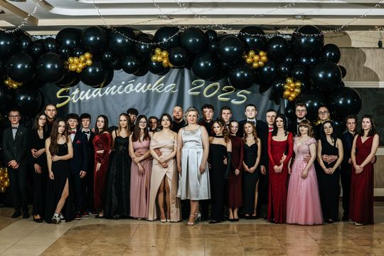 Studniówka 2025 - Zespół Szkół Technicznych w Chełmie cz. III [GALERIA ZDJĘĆ]