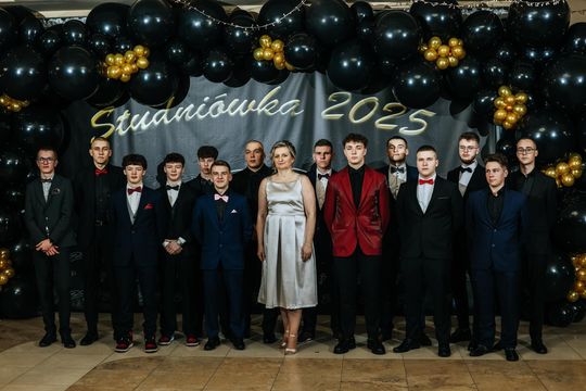 Studniówka 2025 - Zespół Szkół Technicznych w Chełmie cz. III [GALERIA ZDJĘĆ]