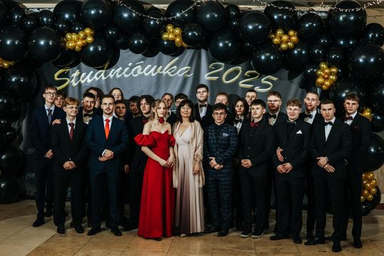 Studniówka 2025 - Zespół Szkół Technicznych w Chełmie cz. III [GALERIA ZDJĘĆ]