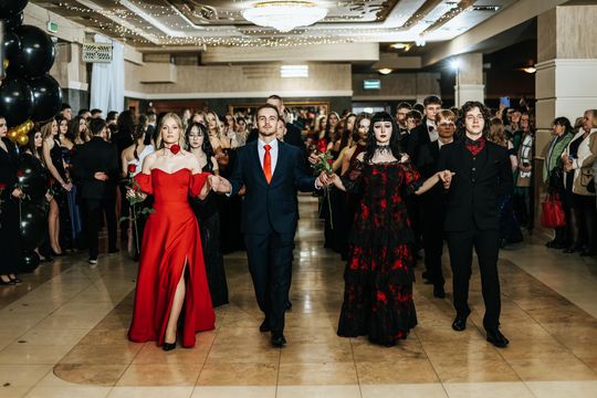 Studniówka 2025 - Zespół Szkół Technicznych w Chełmie cz. III [GALERIA ZDJĘĆ]