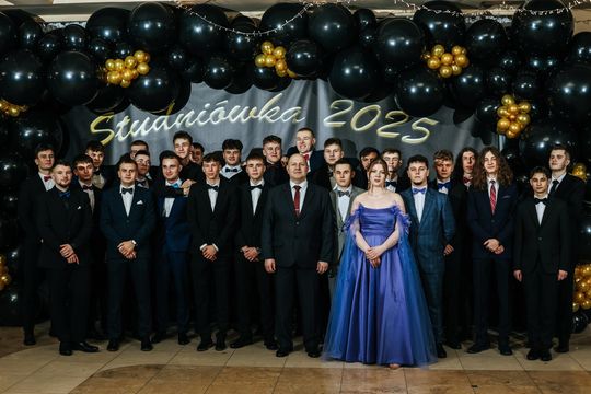 Studniówka 2025 - Zespół Szkół Technicznych w Chełmie cz. III [GALERIA ZDJĘĆ]