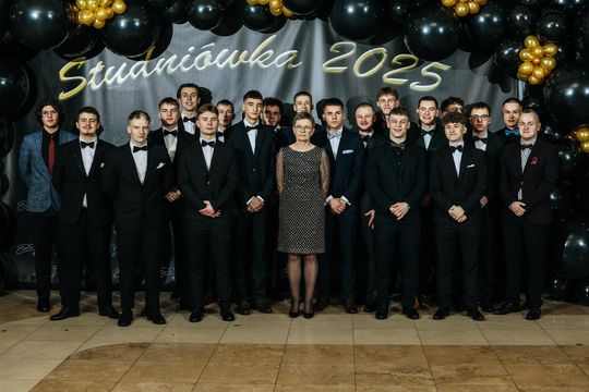 Studniówka 2025 - Zespół Szkół Technicznych w Chełmie cz. III [GALERIA ZDJĘĆ]