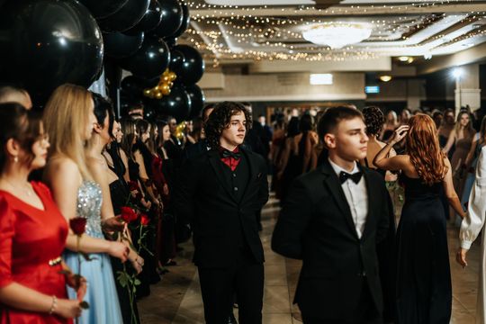 Studniówka 2025 - Zespół Szkół Technicznych w Chełmie cz. III [GALERIA ZDJĘĆ]