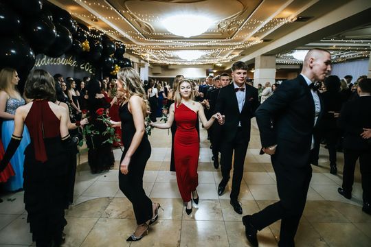 Studniówka 2025 - Zespół Szkół Technicznych w Chełmie cz. III [GALERIA ZDJĘĆ]