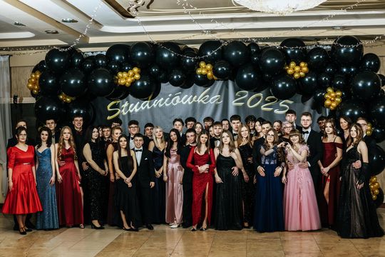 Studniówka 2025 - Zespół Szkół Technicznych w Chełmie cz. III [GALERIA ZDJĘĆ]