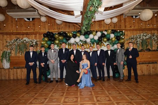 Studniówka 2025 - Zespół Szkół w Żółkiewce [GALERIA ZDJĘĆ]