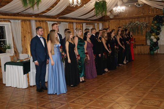 Studniówka 2025 - Zespół Szkół w Żółkiewce [GALERIA ZDJĘĆ]