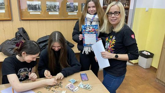 II LO w Chełmie podsumowało zbiórkę WOŚP - ponad 43 tys. zł! [ZDJĘCIA]