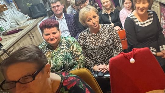 Koncert Tymona Bitkowskiego. Wiejski Salon Poezji pękał w szwach [GALERIA ZDJĘĆ]