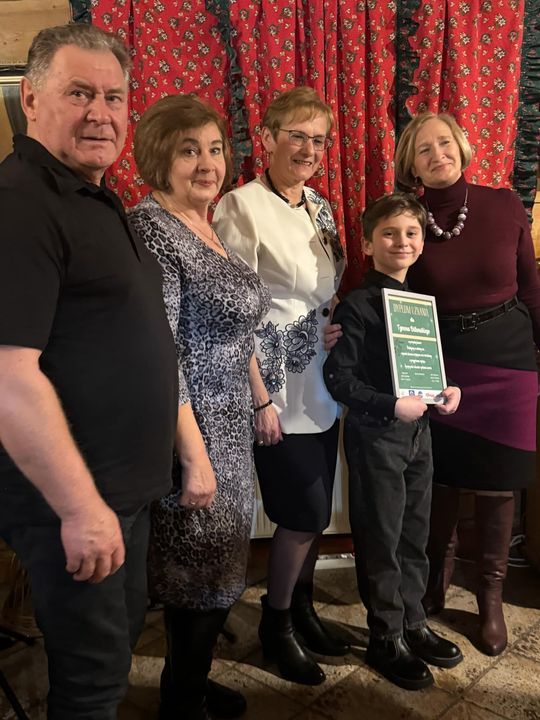 Koncert Tymona Bitkowskiego. Wiejski Salon Poezji pękał w szwach [GALERIA ZDJĘĆ]