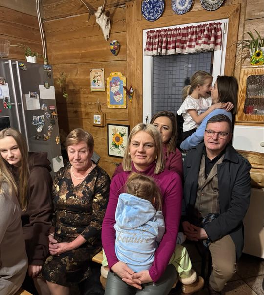 Koncert Tymona Bitkowskiego. Wiejski Salon Poezji pękał w szwach [GALERIA ZDJĘĆ]