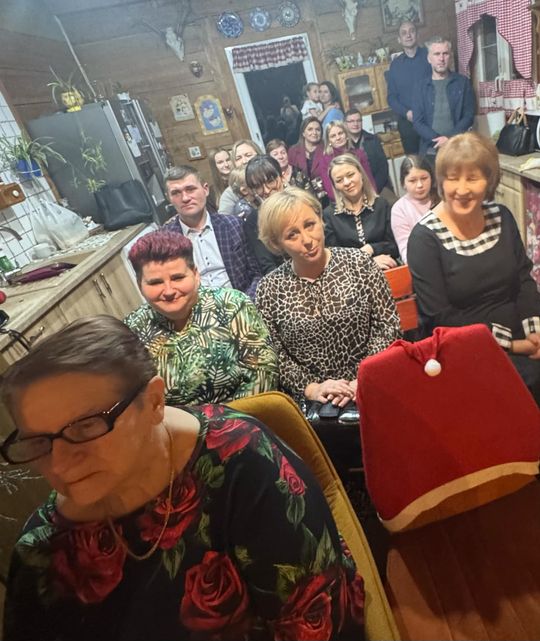 Koncert Tymona Bitkowskiego. Wiejski Salon Poezji pękał w szwach [GALERIA ZDJĘĆ]