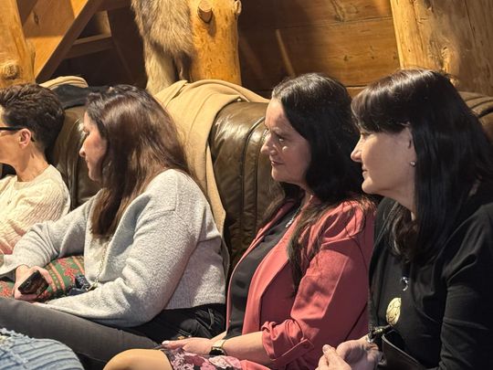 Koncert Tymona Bitkowskiego. Wiejski Salon Poezji pękał w szwach [GALERIA ZDJĘĆ]