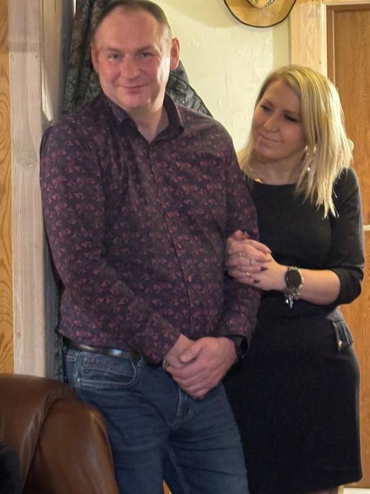 Koncert Tymona Bitkowskiego. Wiejski Salon Poezji pękał w szwach [GALERIA ZDJĘĆ]