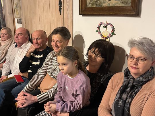 Koncert Tymona Bitkowskiego. Wiejski Salon Poezji pękał w szwach [GALERIA ZDJĘĆ]