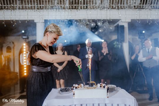 Studniówka 2025 - Zespół Szkół Centrum Kształcenia Rolniczego w Okszowie [GALERIA ZDJĘĆ]