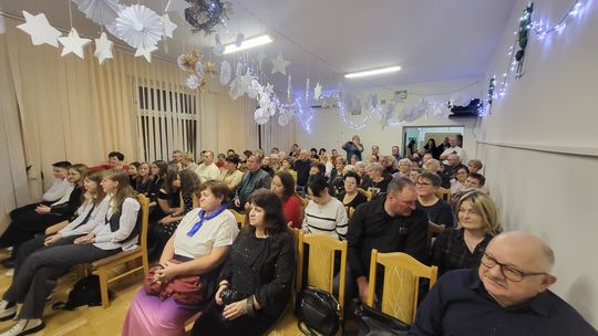 Koncert Noworoczny w Centrum Społeczno – Kulturalnym w Gorzkowie [GALERIA ZDJĘĆ]