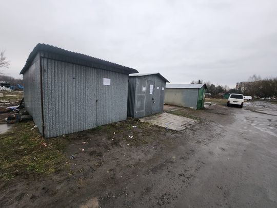 Chełm. Wielkie śmietnisko przy Karłowicza! Prezydent Banaszek zdegustowany... [ZDJĘCIA]