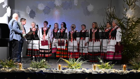 Gm. Rejowiec. IV Noworoczny Wieczór Kolęd i Pastorałek "Bo się narodził Zbawiciel..." [GALERIA ZDJĘĆ]