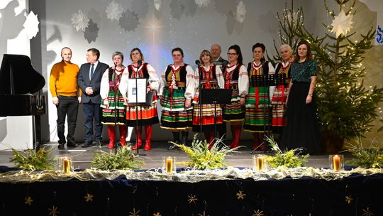 Gm. Rejowiec. IV Noworoczny Wieczór Kolęd i Pastorałek "Bo się narodził Zbawiciel..." [GALERIA ZDJĘĆ]