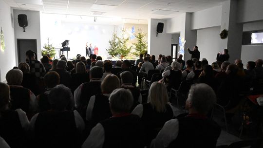 Gm. Rejowiec. IV Noworoczny Wieczór Kolęd i Pastorałek "Bo się narodził Zbawiciel..." [GALERIA ZDJĘĆ]