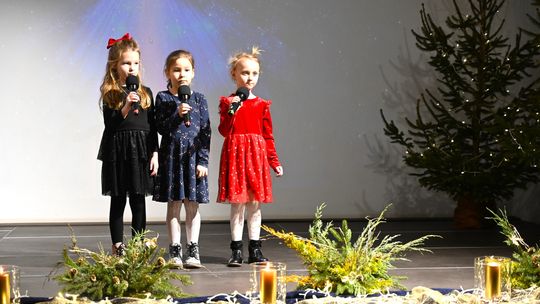 Gm. Rejowiec. IV Noworoczny Wieczór Kolęd i Pastorałek "Bo się narodził Zbawiciel..." [GALERIA ZDJĘĆ]
