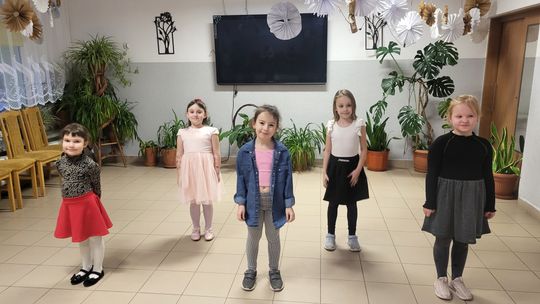 Kochana Babciu, Kochany Dziadku... uroczyste świętowanie w Centrum Społeczno - Kulturalnym w Gorzkowie