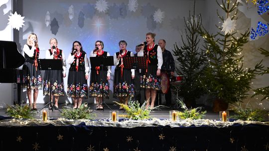 Gm. Rejowiec. IV Noworoczny Wieczór Kolęd i Pastorałek "Bo się narodził Zbawiciel..." [GALERIA ZDJĘĆ]