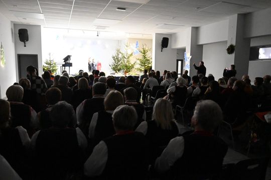 Gm. Rejowiec. IV Noworoczny Wieczór Kolęd i Pastorałek "Bo się narodził Zbawiciel..." [GALERIA ZDJĘĆ]