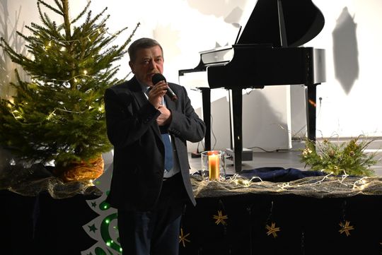 Gm. Rejowiec. IV Noworoczny Wieczór Kolęd i Pastorałek "Bo się narodził Zbawiciel..." [GALERIA ZDJĘĆ]