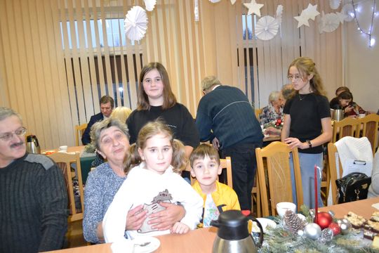 Kochana Babciu, Kochany Dziadku... uroczyste świętowanie w Centrum Społeczno - Kulturalnym w Gorzkowie Kochana Babciu, Kochany Dziadku... uroczyste świętowanie w Centrum Społeczno - Kulturalnym w Gorzkowie