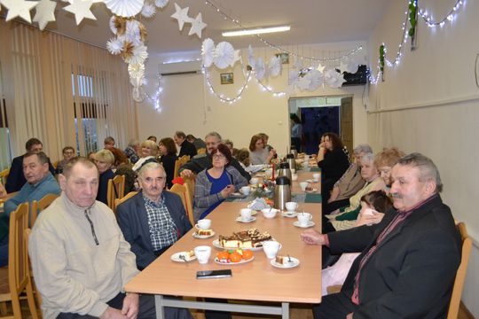 Kochana Babciu, Kochany Dziadku... uroczyste świętowanie w Centrum Społeczno - Kulturalnym w Gorzkowie Kochana Babciu, Kochany Dziadku... uroczyste świętowanie w Centrum Społeczno - Kulturalnym w Gorzkowie
