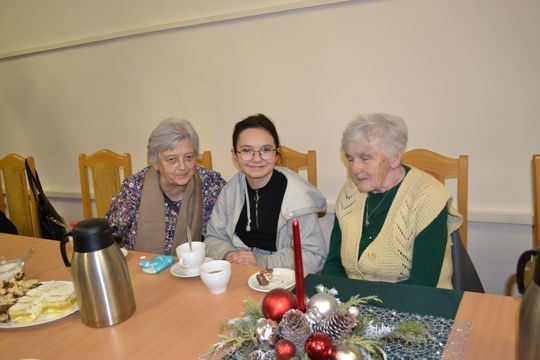 Kochana Babciu, Kochany Dziadku... uroczyste świętowanie w Centrum Społeczno - Kulturalnym w Gorzkowie Kochana Babciu, Kochany Dziadku... uroczyste świętowanie w Centrum Społeczno - Kulturalnym w Gorzkowie