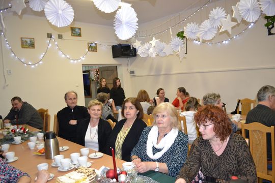 Kochana Babciu, Kochany Dziadku... uroczyste świętowanie w Centrum Społeczno - Kulturalnym w Gorzkowie Kochana Babciu, Kochany Dziadku... uroczyste świętowanie w Centrum Społeczno - Kulturalnym w Gorzkowie