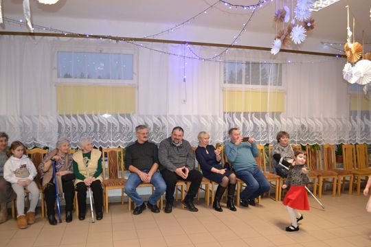 Kochana Babciu, Kochany Dziadku... uroczyste świętowanie w Centrum Społeczno - Kulturalnym w Gorzkowie Kochana Babciu, Kochany Dziadku... uroczyste świętowanie w Centrum Społeczno - Kulturalnym w Gorzkowie