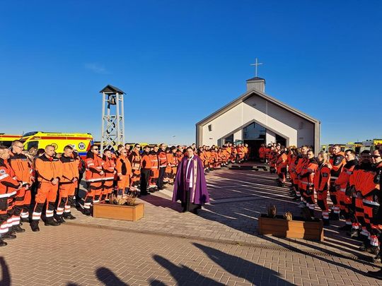 Pogrzeb śp. Cezarego Lotkowskiego - ratownika medycznego, który tragicznie zginął w Siedlcach [GALERIA ZDJĘĆ]