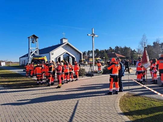 Pogrzeb śp. Cezarego Lotkowskiego - ratownika medycznego, który tragicznie zginął w Siedlcach [GALERIA ZDJĘĆ]