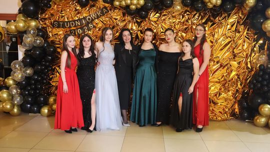 Studniówka 2025 - Zespół Szkół Gastronomicznych i Hotelarskich w Chełmie [GALERIA ZDJĘĆ]