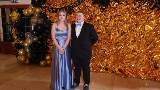 Studniówka 2025 - Zespół Szkół Gastronomicznych i Hotelarskich w Chełmie [GALERIA ZDJĘĆ]