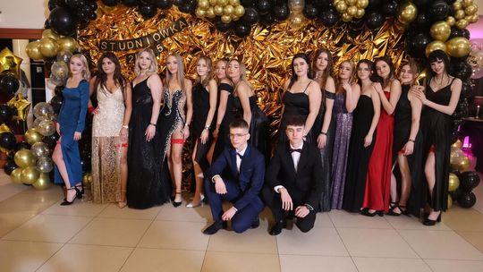 Studniówka 2025 - Zespół Szkół Gastronomicznych i Hotelarskich w Chełmie [GALERIA ZDJĘĆ]