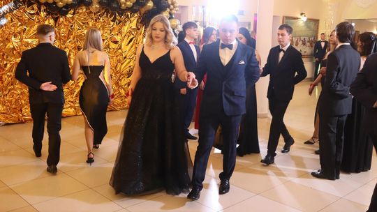 Studniówka 2025 - Zespół Szkół Gastronomicznych i Hotelarskich w Chełmie [GALERIA ZDJĘĆ]